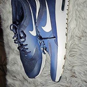 👟👟👟Sneakers